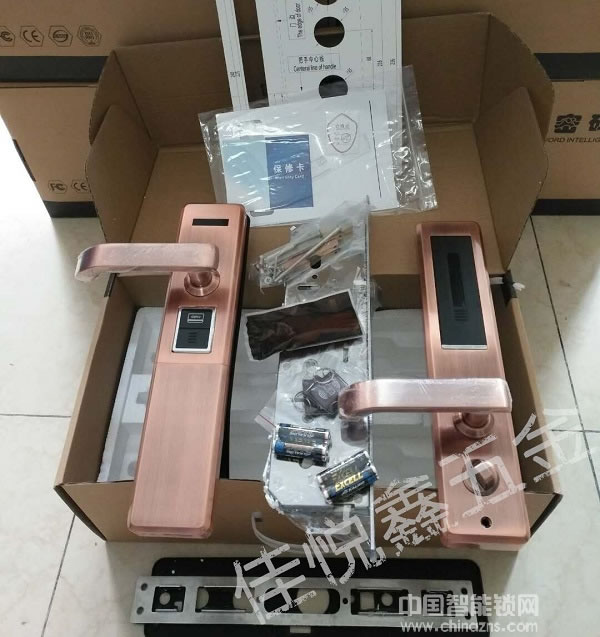 佳悅鑫智能指紋密碼鎖 家防盜門大門電子鎖 國(guó)際防盜鎖體