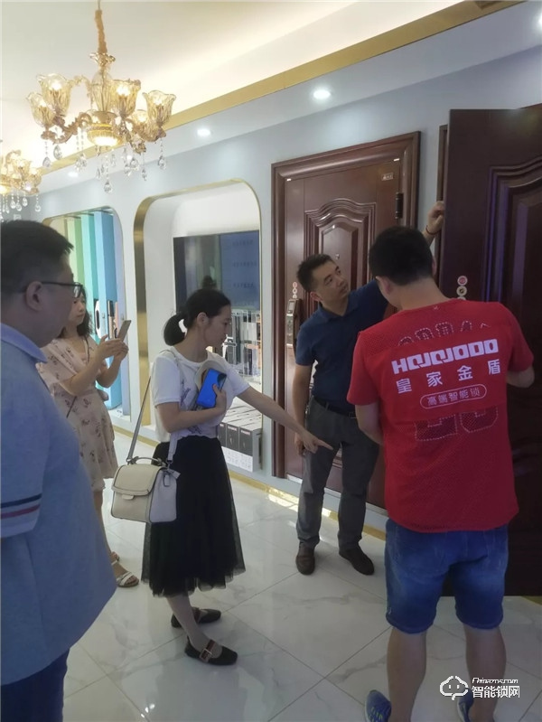 金秋九月 新店開業(yè)｜皇家金盾昆山旗艦店盛大開業(yè)，助力開學(xué)