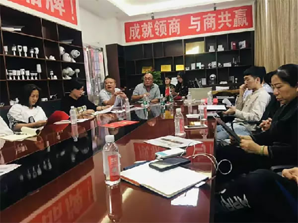 顧家智能鎖廣東總代理：感受前“鎖”未有，智享無(wú)“鎖”不能