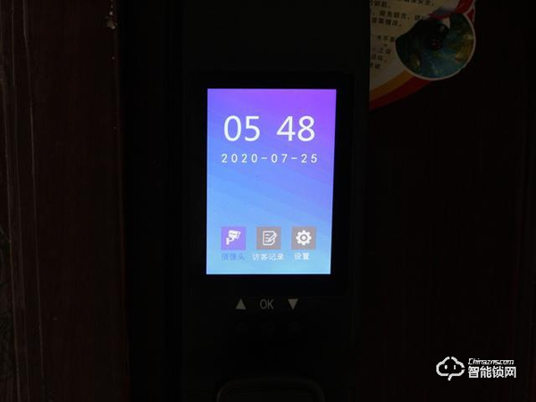自帶貓眼遠程監(jiān)控于一體：小益X6智能鎖