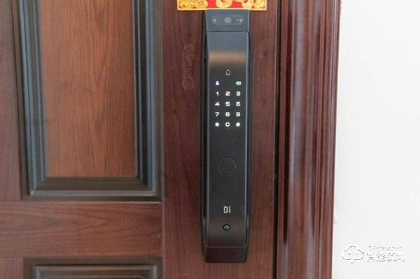 門鎖改造計(jì)劃，小嘀全自動(dòng)電子貓眼鎖Q3M上線小米有品
