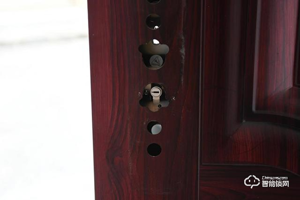 Aqara全自動(dòng)智能推拉鎖D100，讓我成為全村最靚的仔