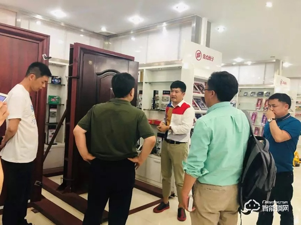如何看待京津冀三地消協(xié)約談智能鎖企業(yè)事件？金點(diǎn)原子雷先鳴有話說——中國(guó)建博葵花獎(jiǎng)考察團(tuán)訪談錄