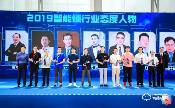 廣州建博會首秀 | 超人智能鎖攜全品類驚艷亮相，掀起熱潮！