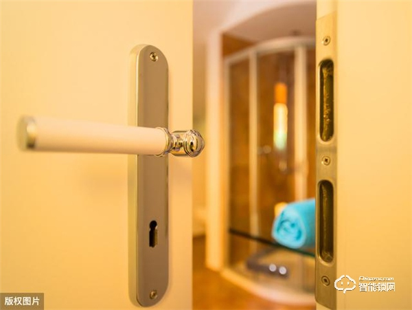 智能鎖給家居生活帶來(lái)的不僅僅是方便快捷