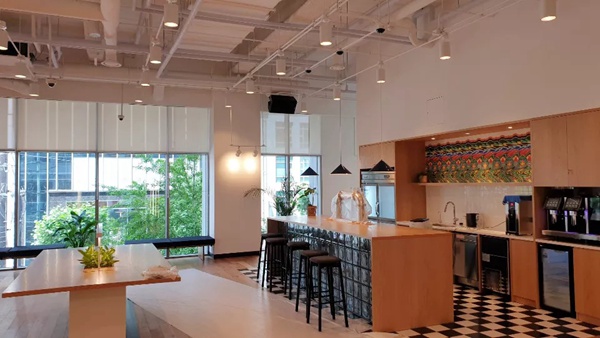河?xùn)|智能家居：韓國(guó)WeWork，智能照明，點(diǎn)亮共享辦公空間