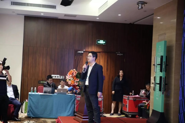 豪力士智能鎖2018運(yùn)營商會(huì)議及新品發(fā)布會(huì)圓滿成功