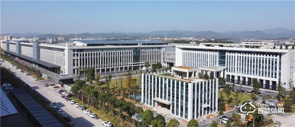 打造公益品牌形象 傳遞公益大愛(ài)精神 | 王力安防榮膺“年度社會(huì)責(zé)任先鋒企業(yè)”殊榮