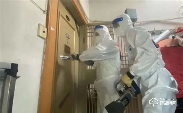 榮事達(dá)智能鎖‖一戶七人下樓做核酸，全部忘帶鑰匙！建議安裝智能鎖！