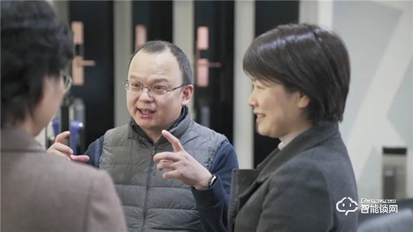 杭州市濱江區(qū)領(lǐng)導(dǎo)帶隊(duì)走訪德施曼等重點(diǎn)企業(yè)，開展“深化三服務(wù) 助推開門紅”暖心活動(dòng)