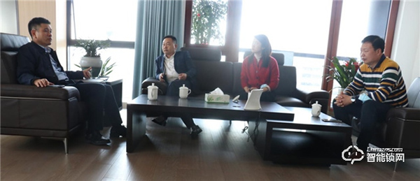 湖北京山市委常委、副市長董智勇考察王力