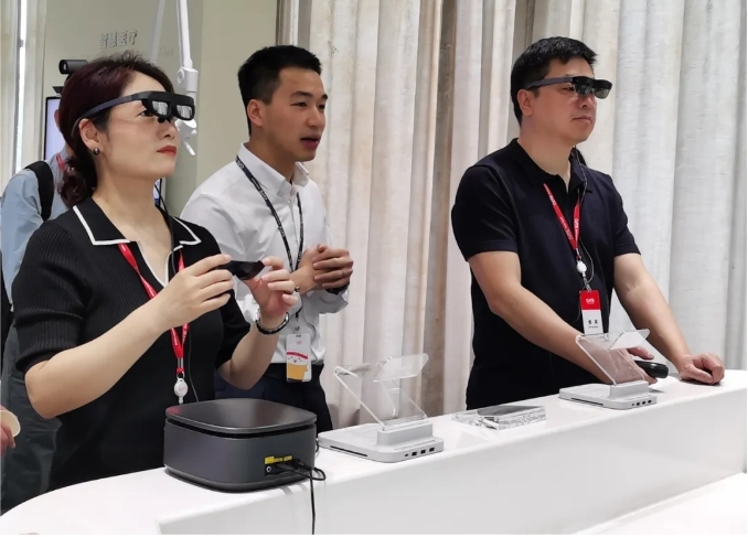 睿同控股高管團隊赴廣州黃埔區(qū)開展企業(yè)學(xué)習(xí)之旅