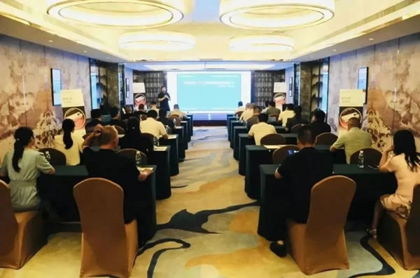 多瑪凱拔BTS50地彈簧推廣會(huì)首站鄭州啟幕_2