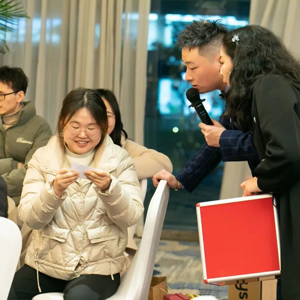 艾爾伴家智能家居2022年年終總結(jié)表彰大會_42