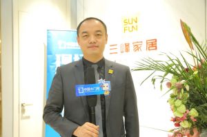 三峰木門 劉飛